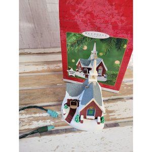 Hallmark candle light services 2001 fourth church chapel ornament Xmas holiday t
